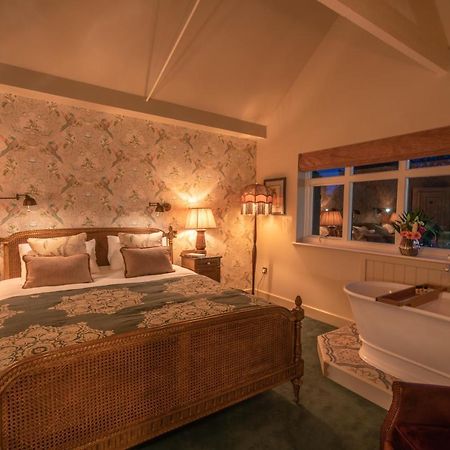 Albero Bedrooms Bedford Exteriér fotografie